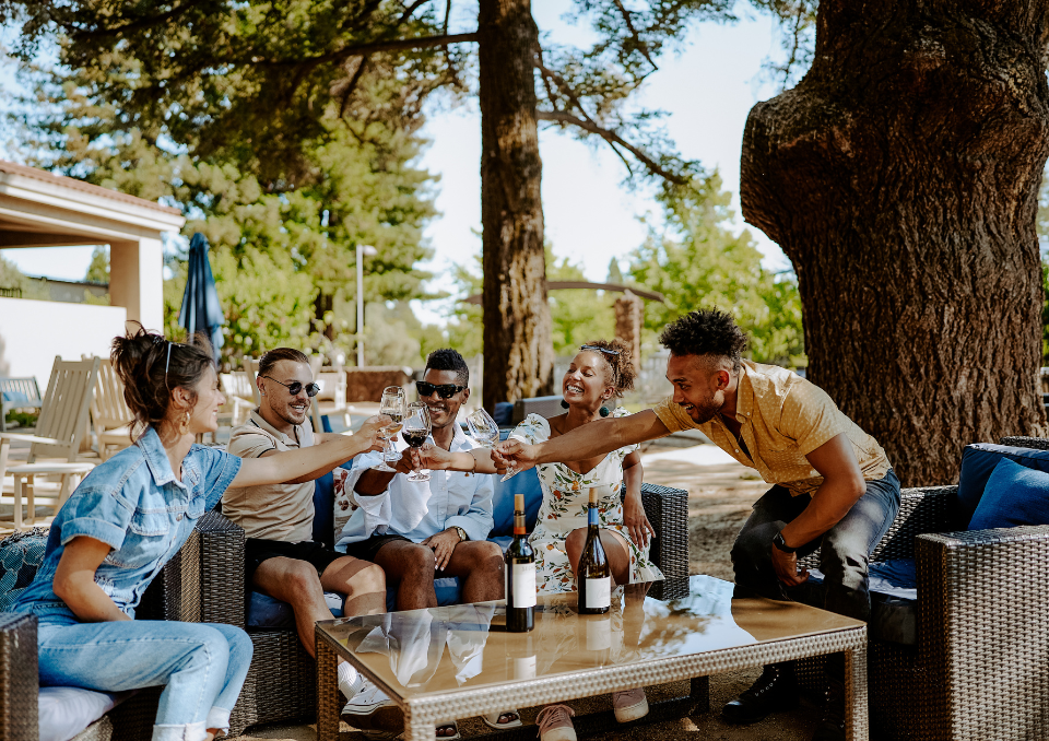 Wine club benefits